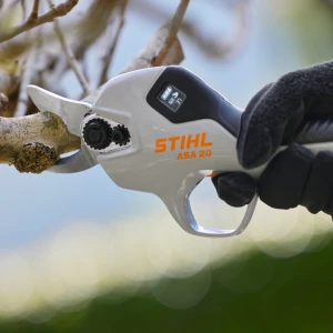 Le sécateur à batterie STIHL ASA 20