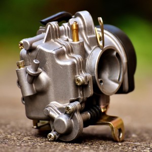 🔧 Réglage du carburateur tronçonneuse : astuces pour une performance  maximale